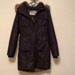 Aritzia TNA black parka size S